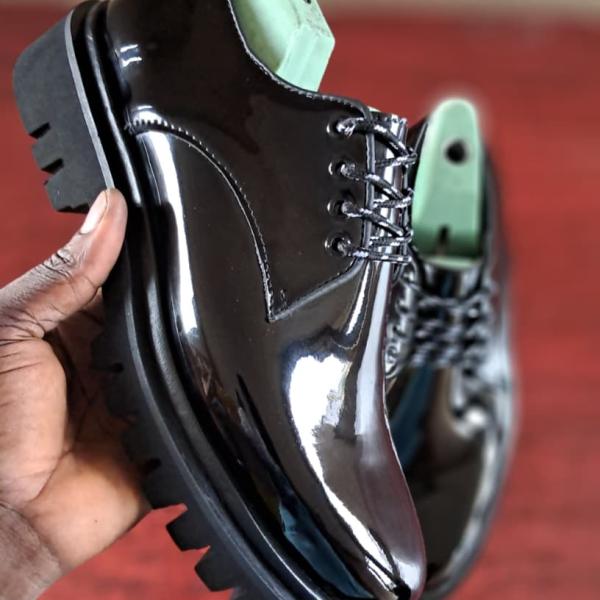Derby Wetlooks Shoe   Size 45